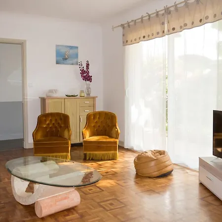 Maison 110 M² - Jardin&terrasse Ferienhaus *
